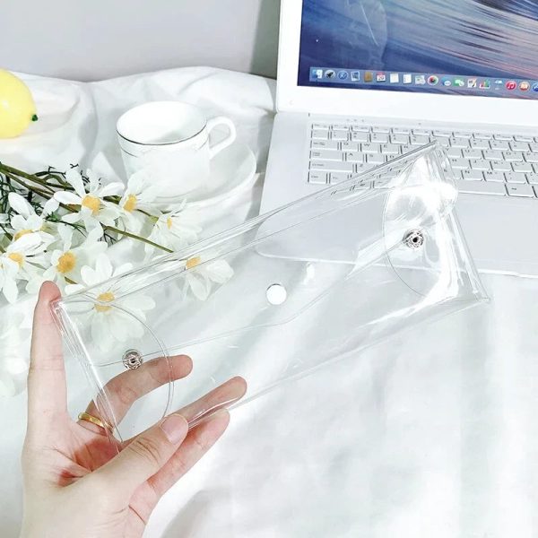 Transparent pouch case